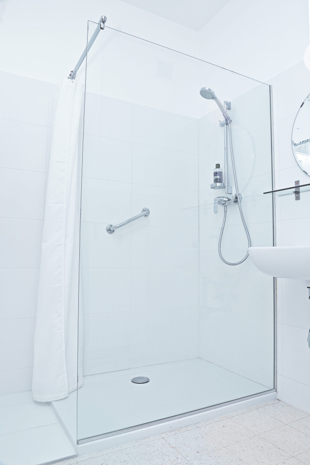 Ergebnis des Umbaus von der Wanne zur Dusche